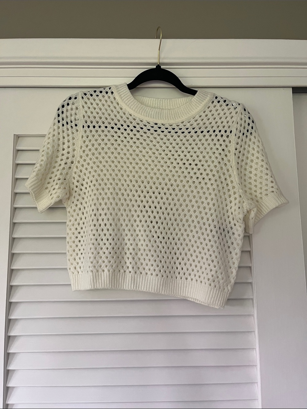 White Open-Knit Short Sleeve Sweater Top